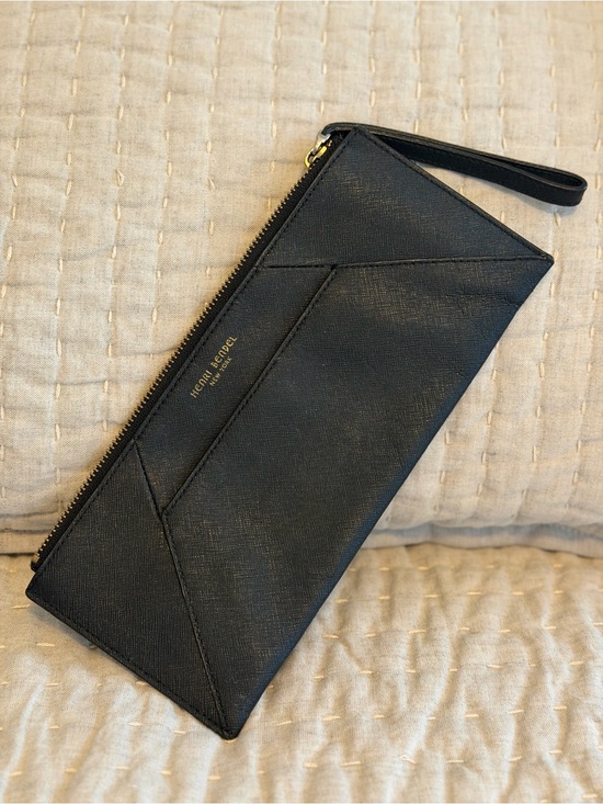 henri bendel Handbags - Henri Bendel Black West 57th Wallet/Clutch/Wristlet 10.25x4.5